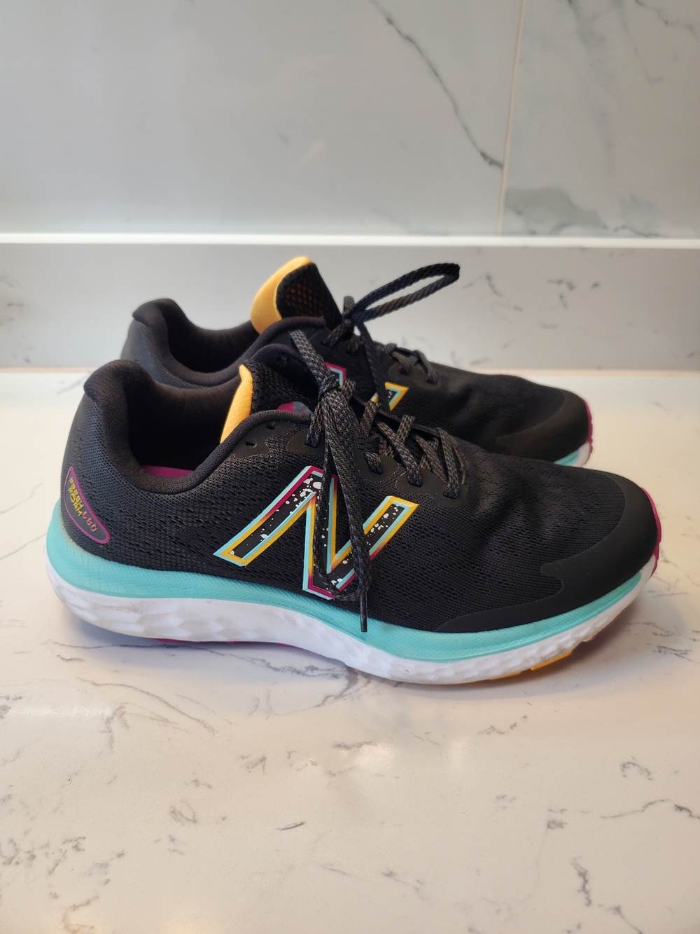New Balance Women's Fresh Foam 680v7 running shoes US 9.5